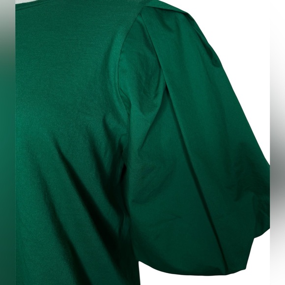 Elegant Green Puff Sleeve Top - Picture 3 of 3